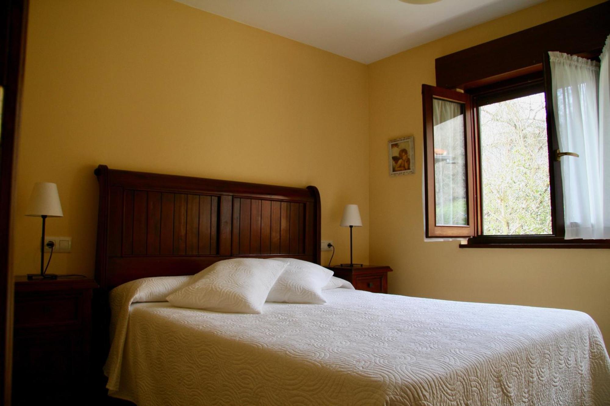 Apartamentos Rurales La Bardenilla Panes Bagian luar foto