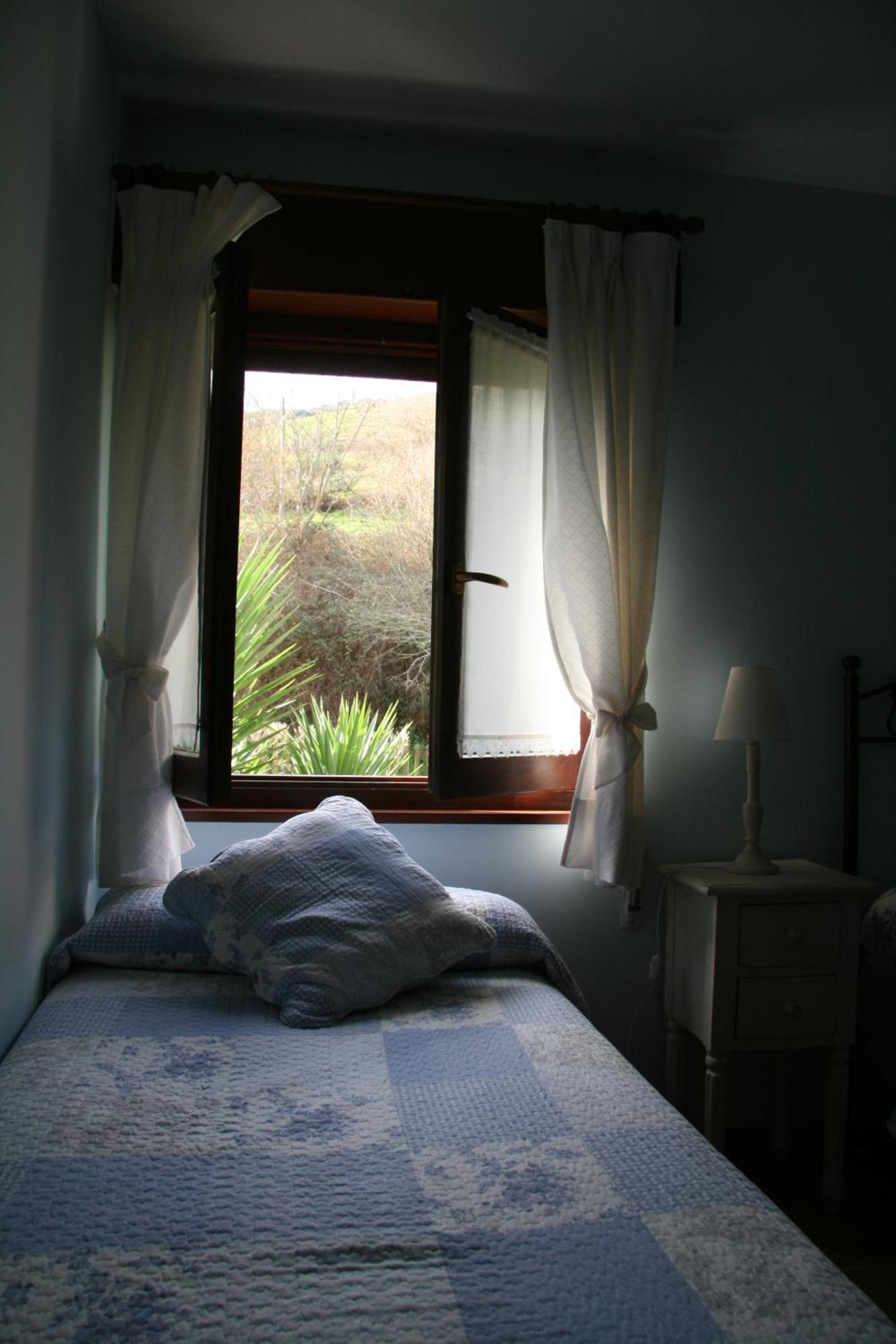 Apartamentos Rurales La Bardenilla Panes Bagian luar foto