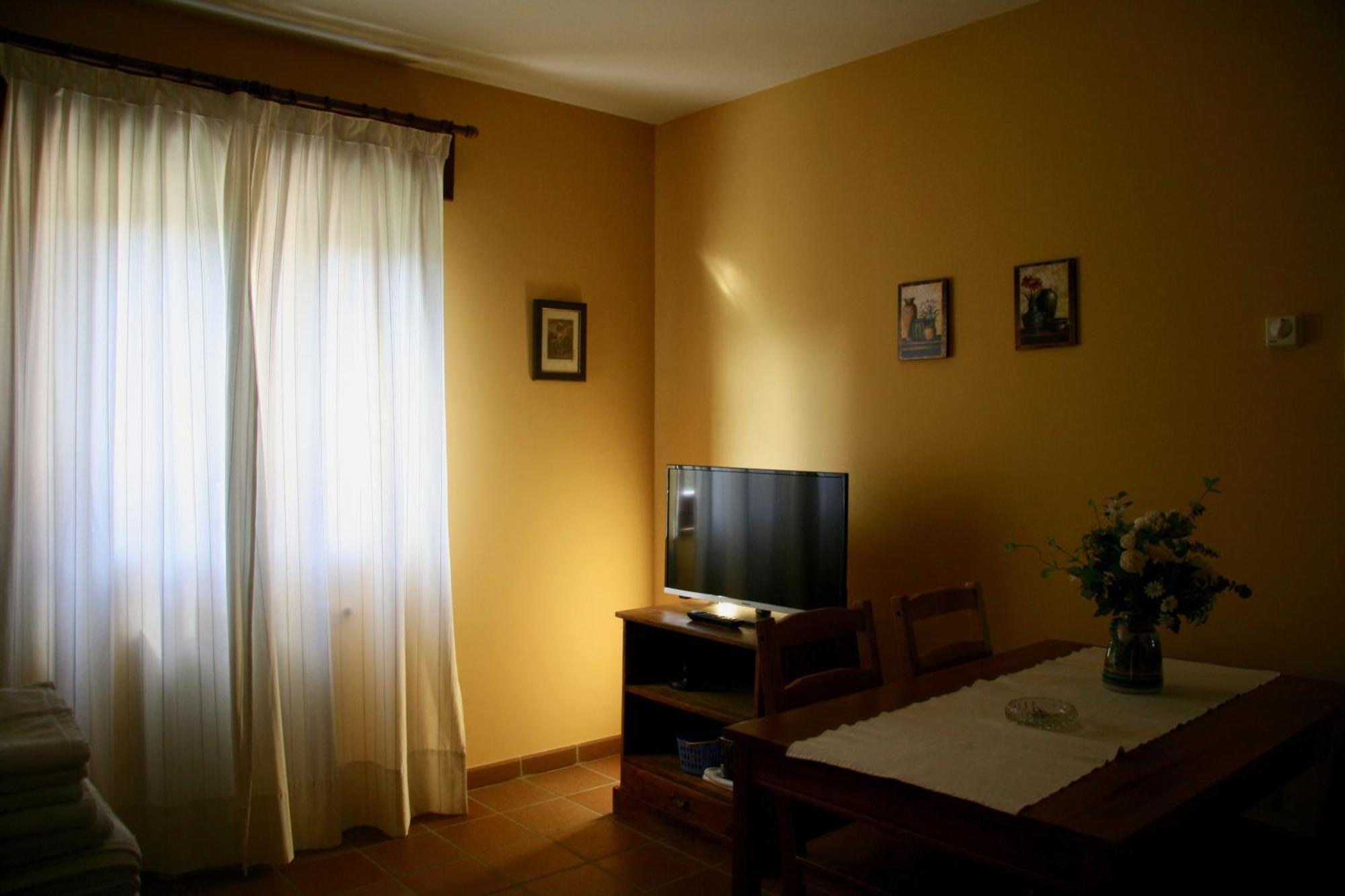 Apartamentos Rurales La Bardenilla Panes Bagian luar foto