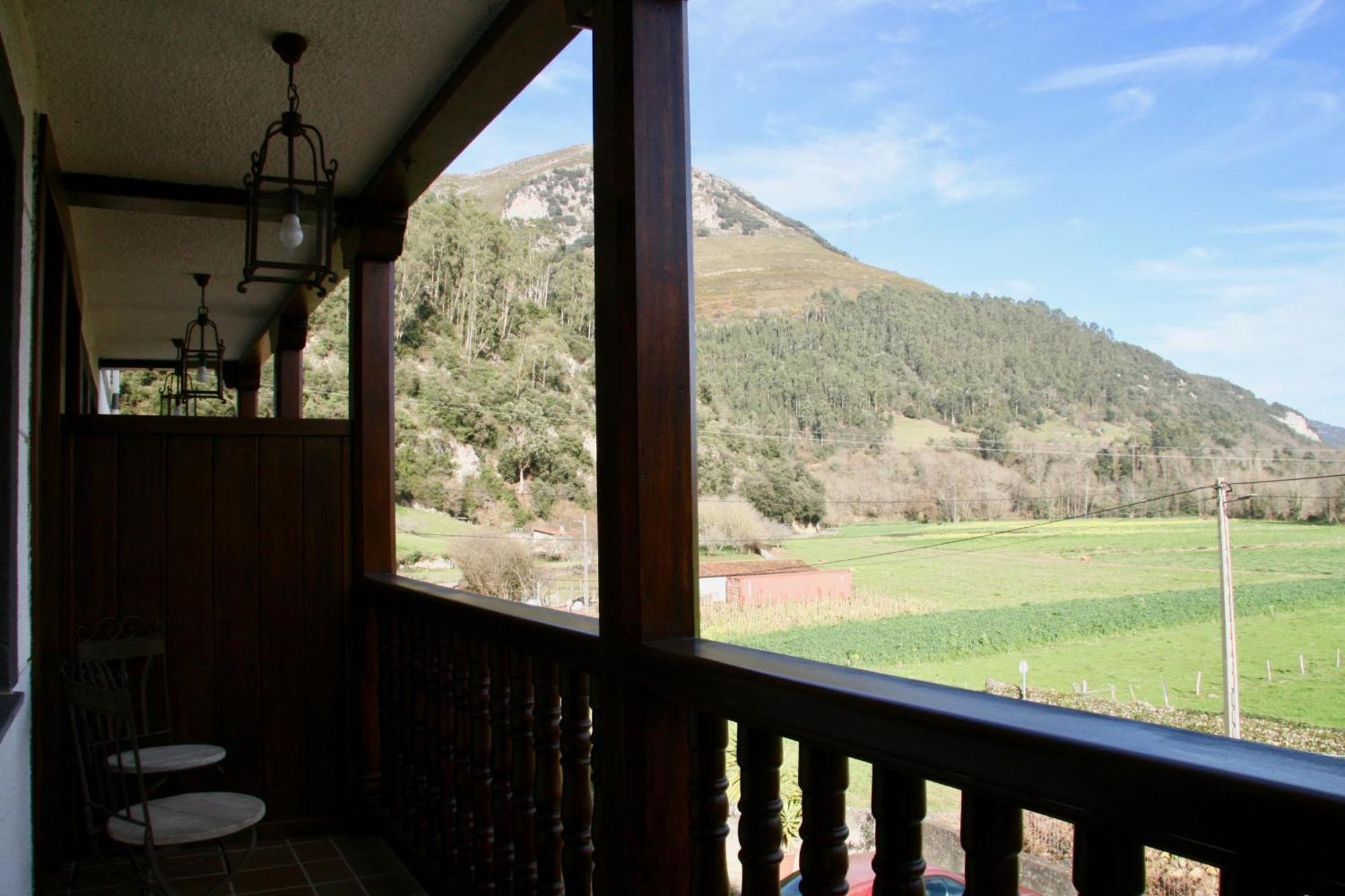Apartamentos Rurales La Bardenilla Panes Bagian luar foto