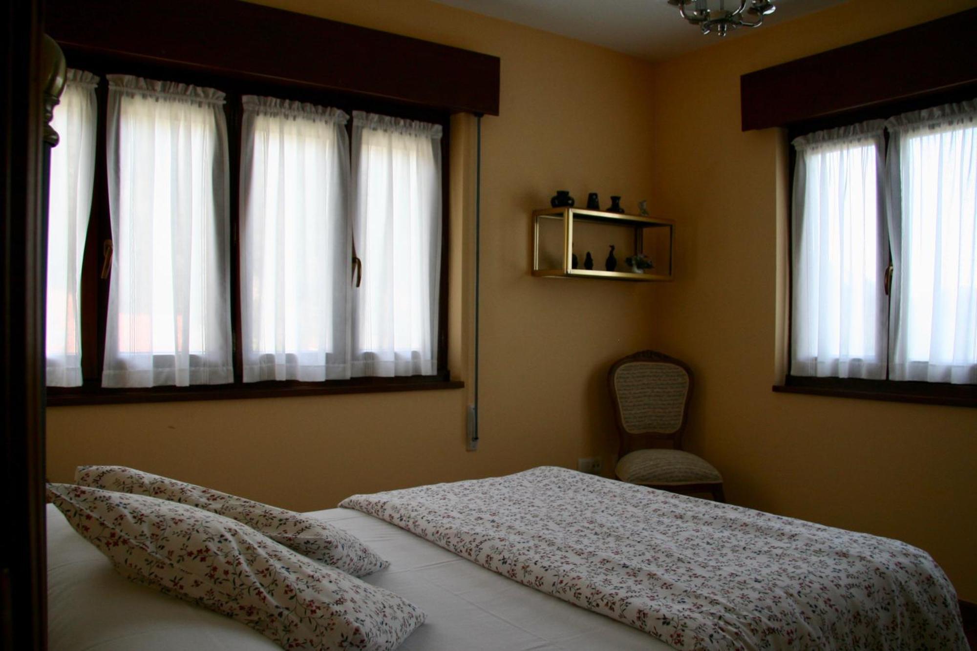 Apartamentos Rurales La Bardenilla Panes Bagian luar foto