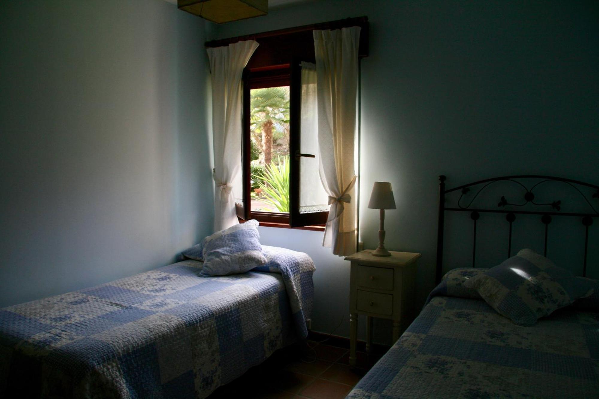 Apartamentos Rurales La Bardenilla Panes Bagian luar foto