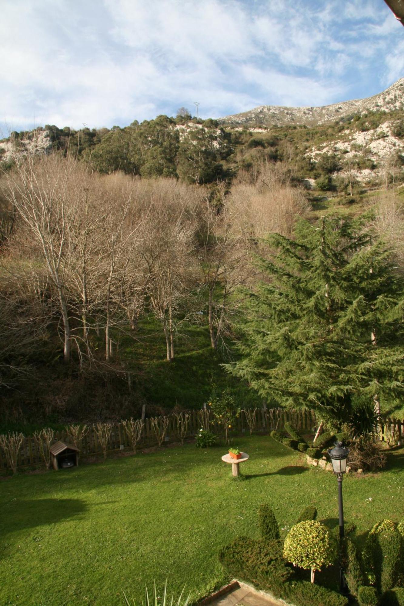 Apartamentos Rurales La Bardenilla Panes Bagian luar foto